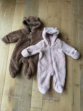 GAP & AMAZON Plush Teddy One-Piece Footies - Brown & Light Pink